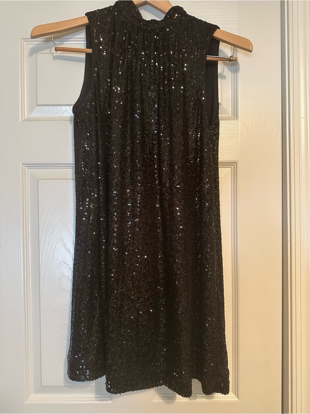 Vineyard Vines Black Sequin Sleeveless Midi Dress